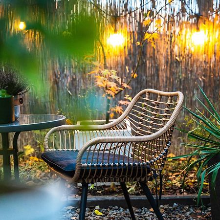 Akira Bed&Breakfast Wrocław Eksteriør billede