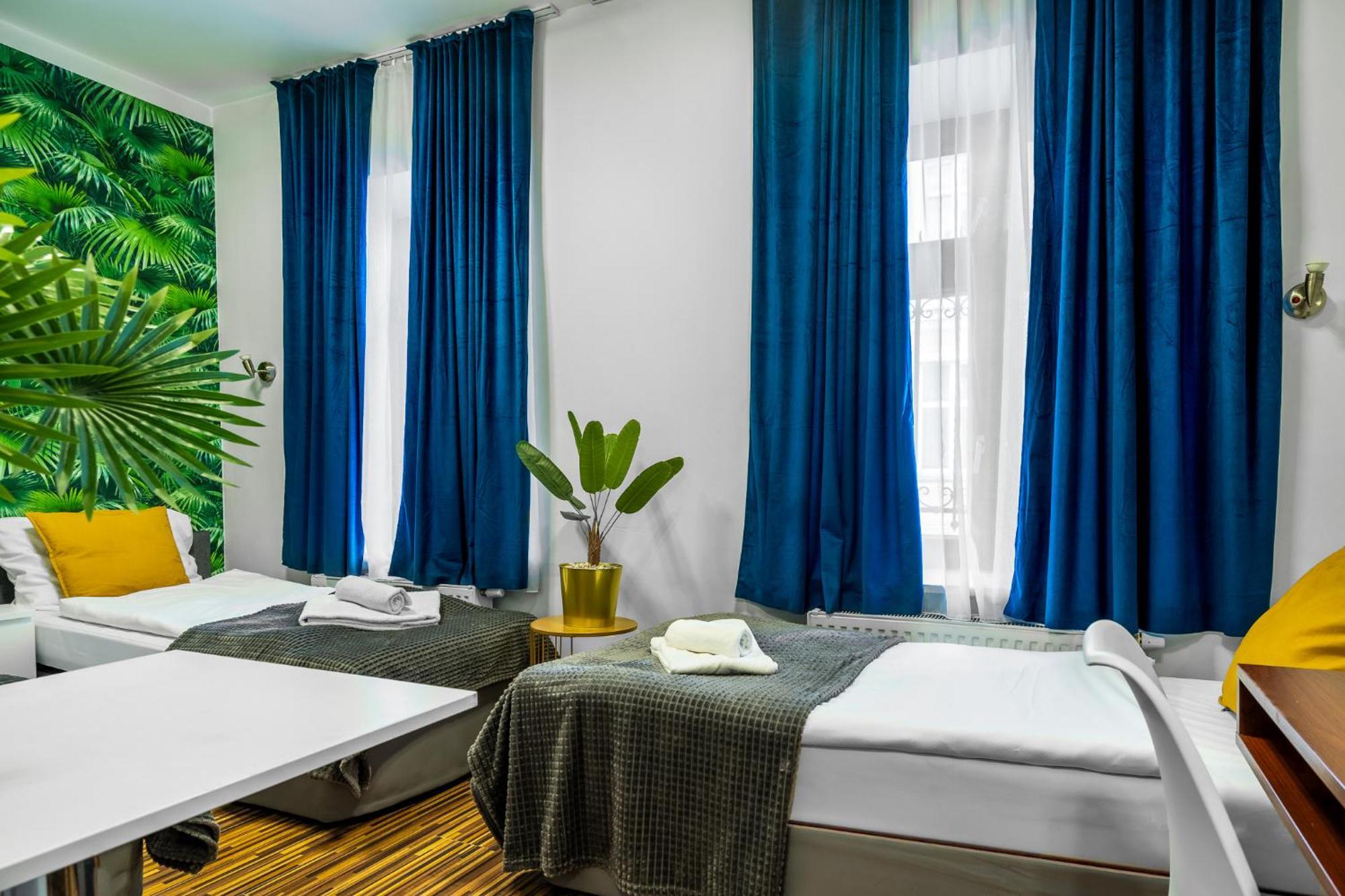 Akira Bed&Breakfast Wrocław Eksteriør billede