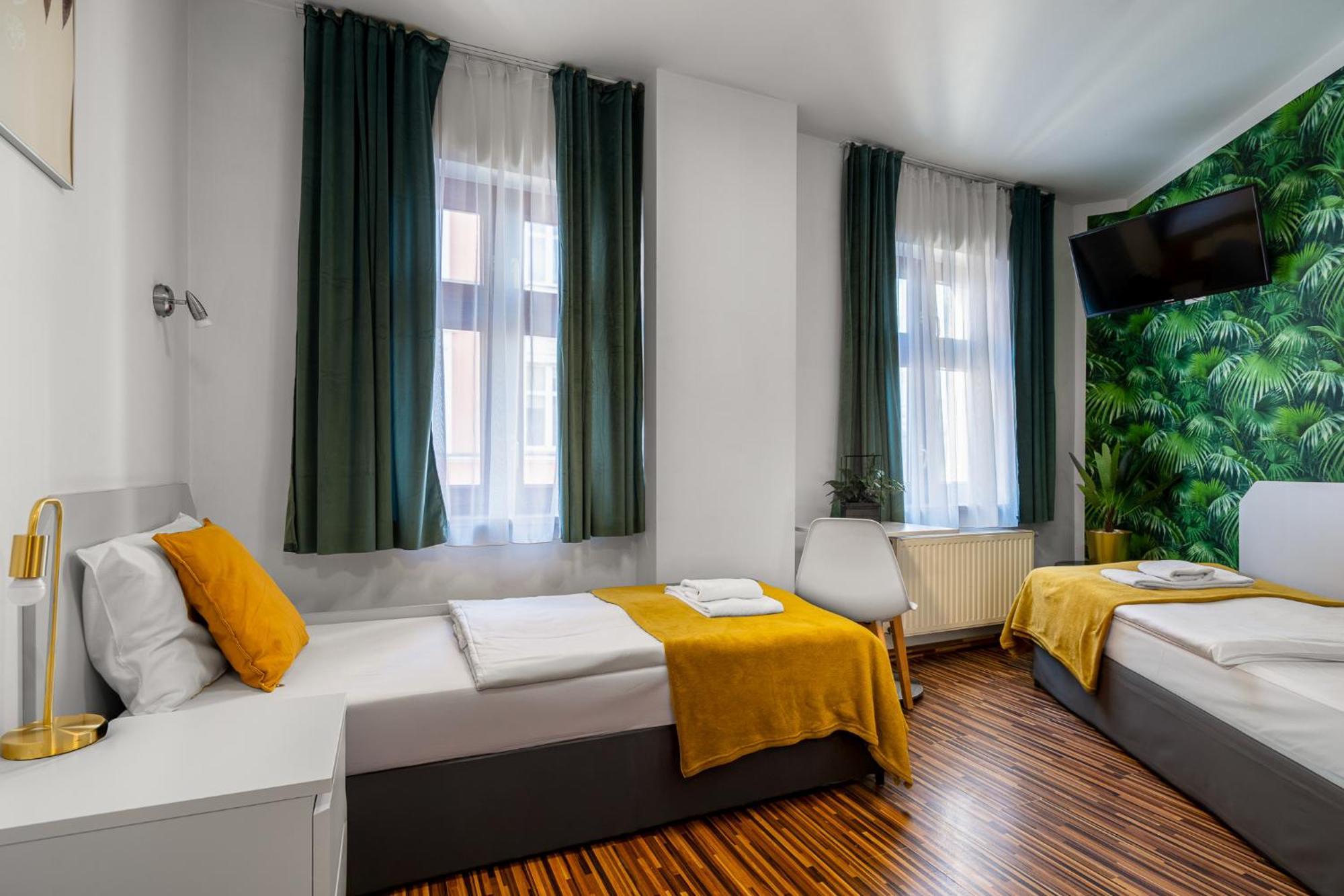 Akira Bed&Breakfast Wrocław Eksteriør billede