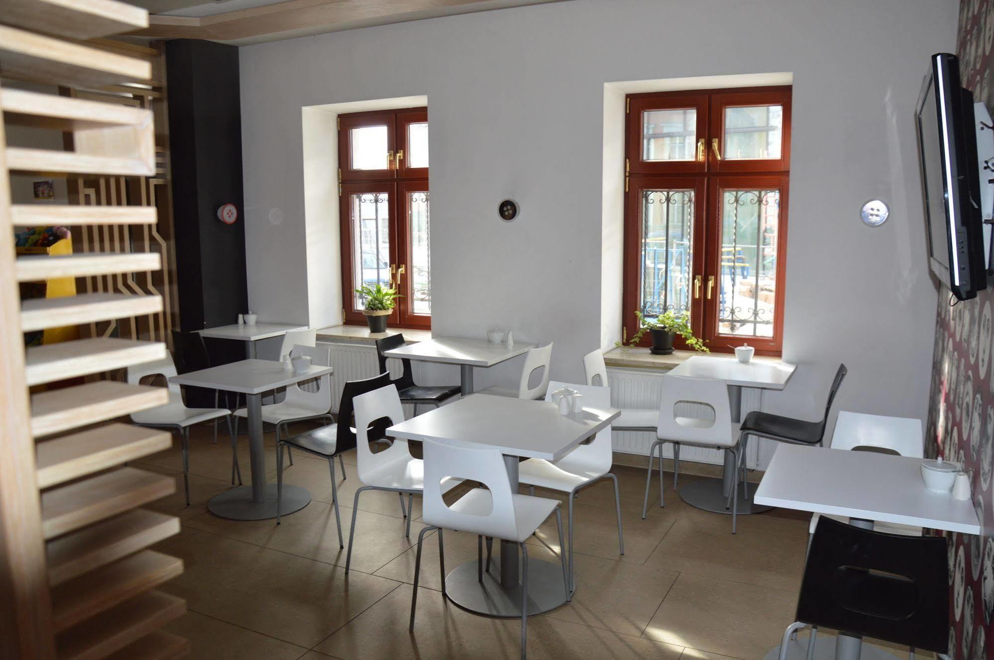 Akira Bed&Breakfast Wrocław Eksteriør billede